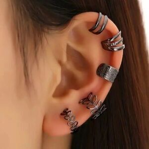 Ear Cuff Set Black Leaf Cut-out Ear Clips NWOT